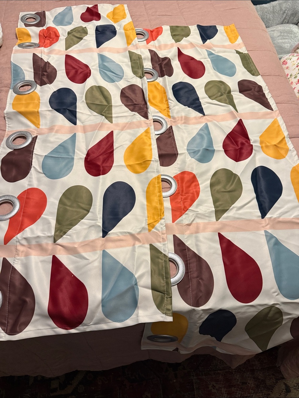 Colorful Teardrop Grommet Curtains - Multicolor